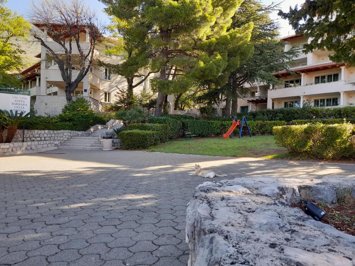 Aparthotel Plat Mlini Exterior photo